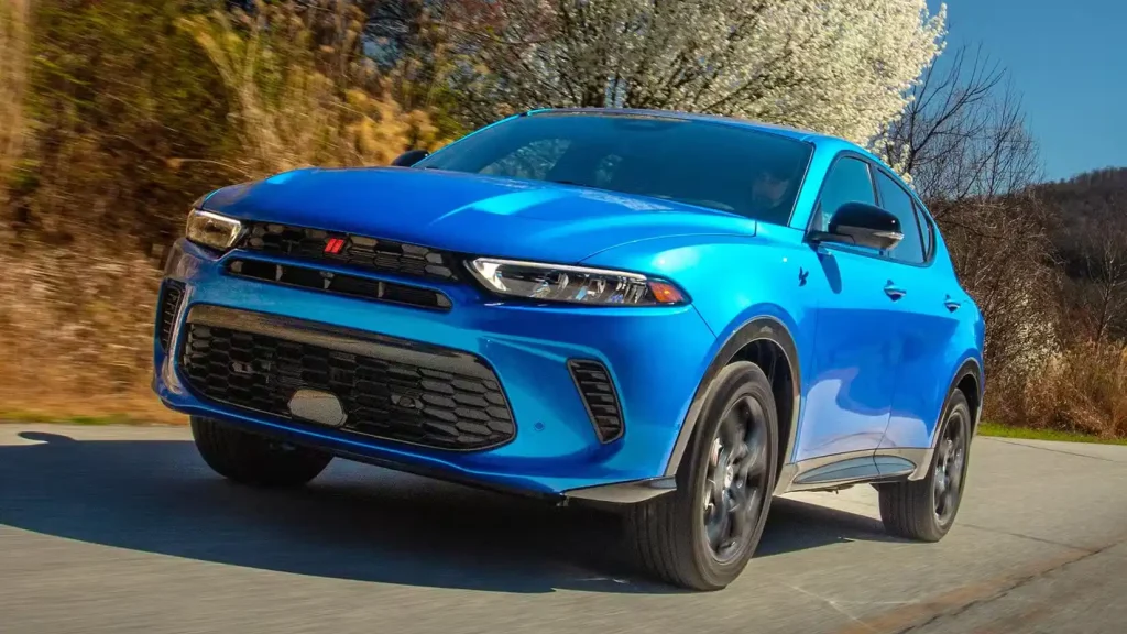 Dodge-Hornet-3