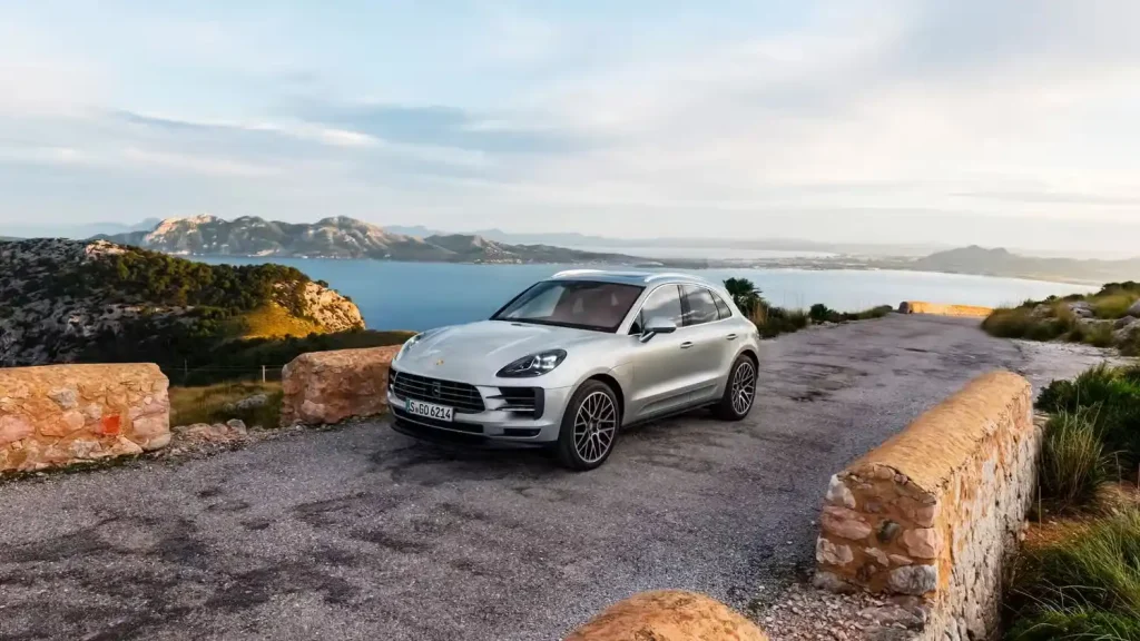 porsche-macan-turbo-3-6-liter-v6-engine-3