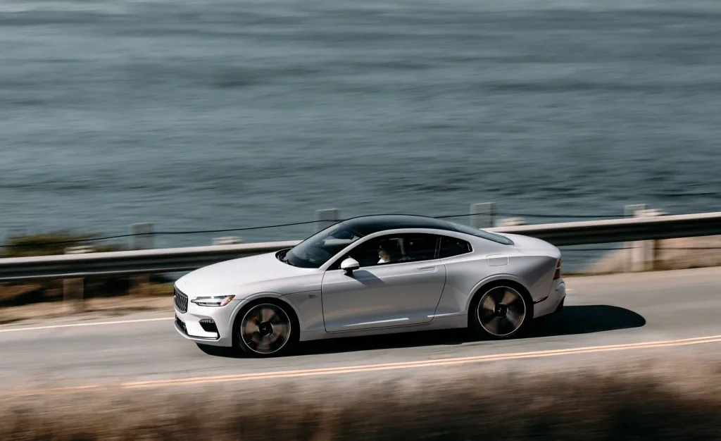 2021-Polestar-1-35