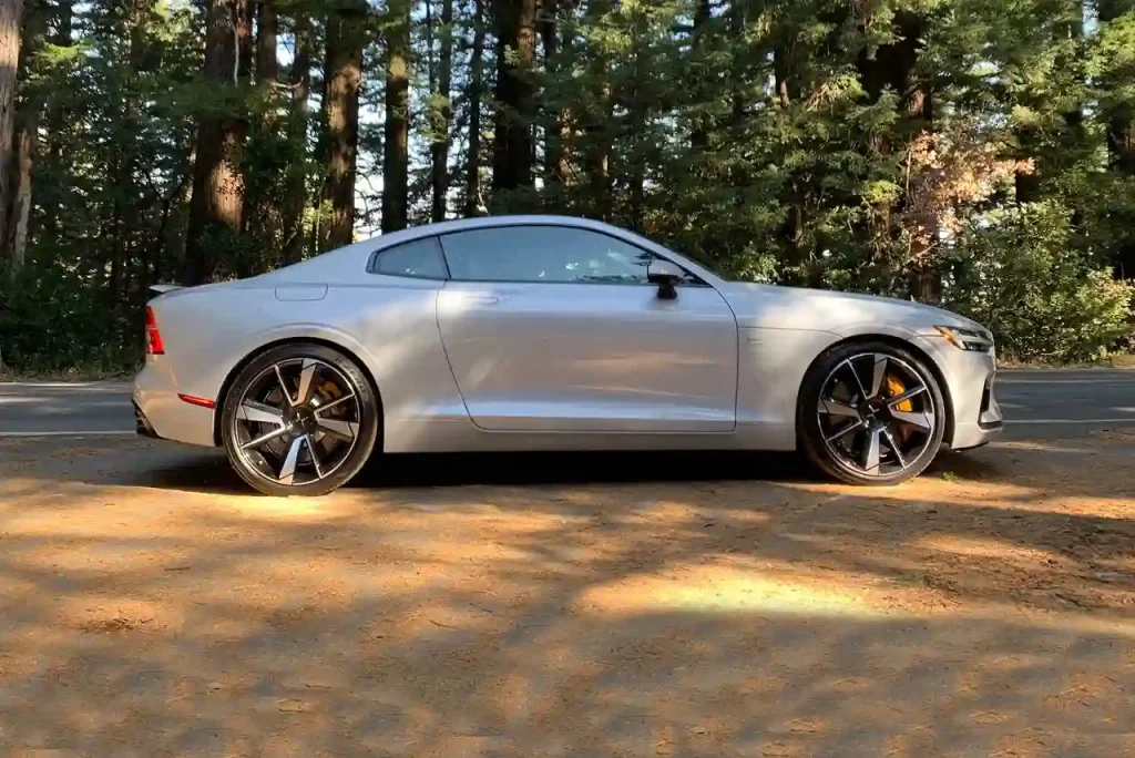 2021-Polestar-1-8