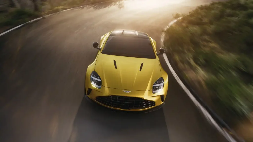 2025-Aston-Martin-Vantage-13