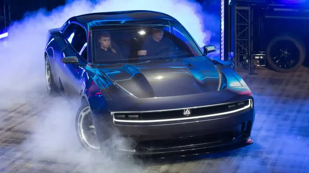 Stellantis-dodge-charger-daytona-srt-concept-2