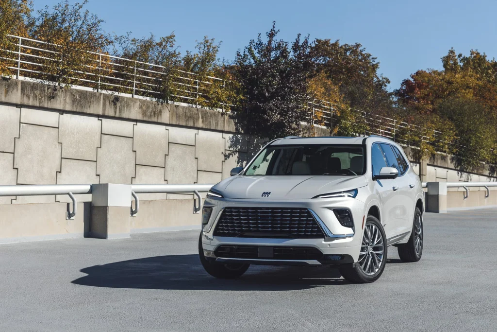 2026-Buick-Enclave-Exterior-12