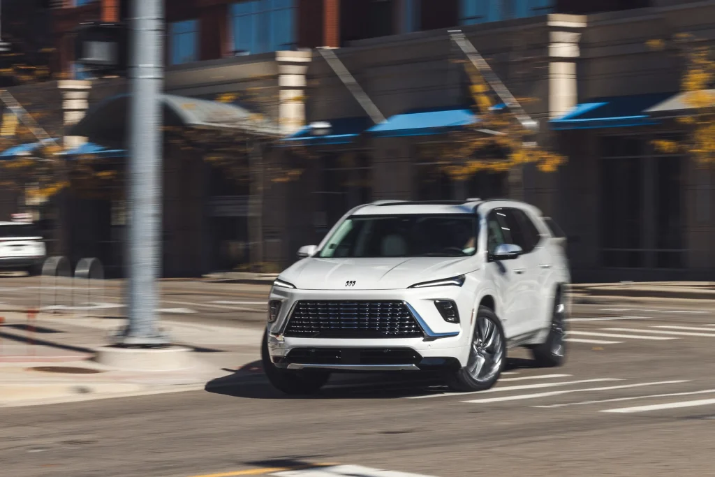 2026-Buick-Enclave-Exterior-18