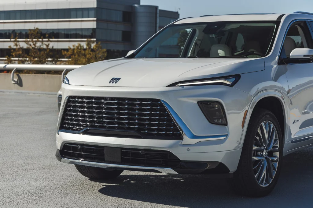 2026-Buick-Enclave-Exterior-51