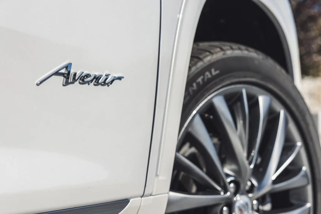 2026-Buick-Enclave-Exterior-53