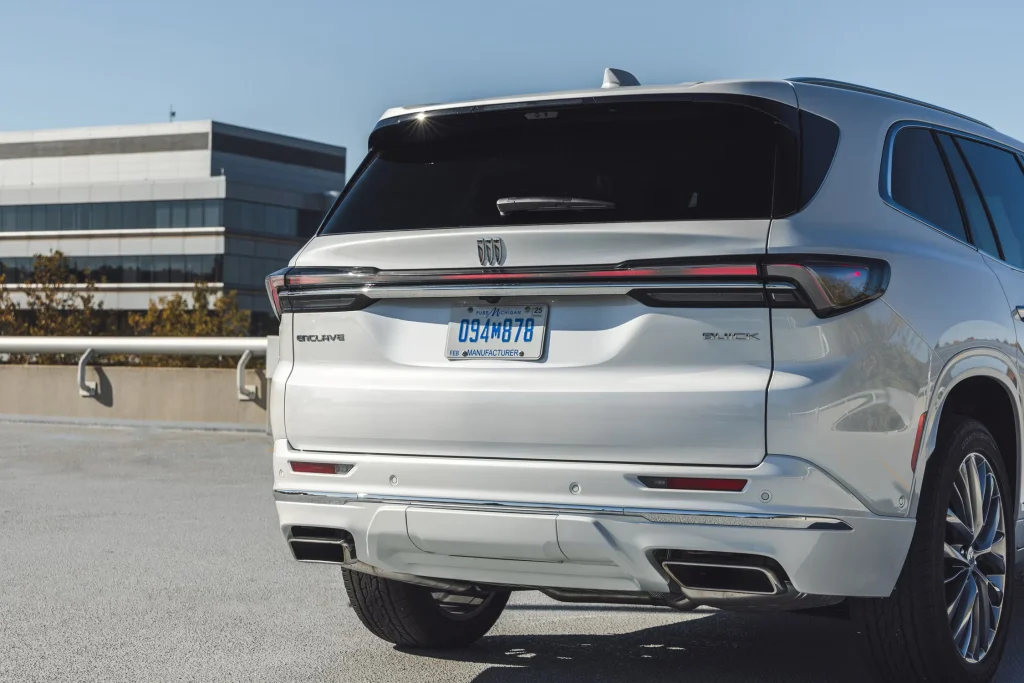 2026-Buick-Enclave-Exterior-54