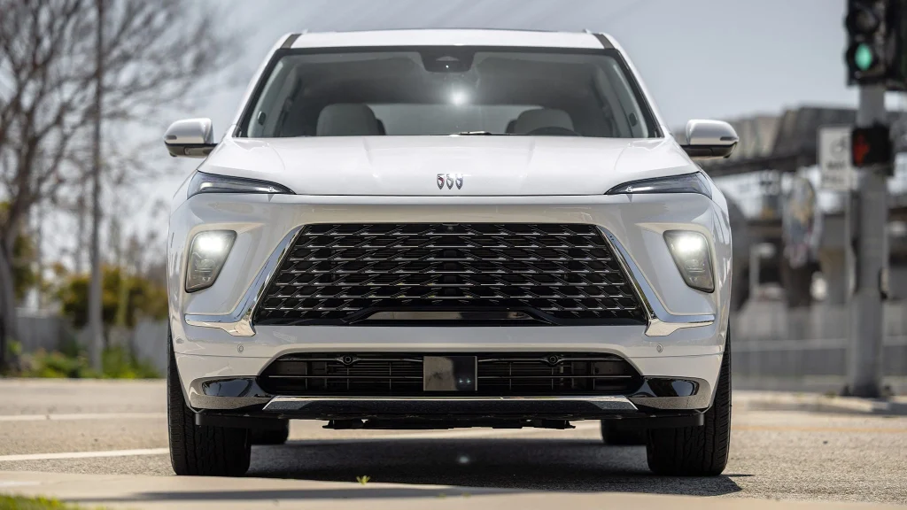 2026-Buick-Enclave-Exterior-8