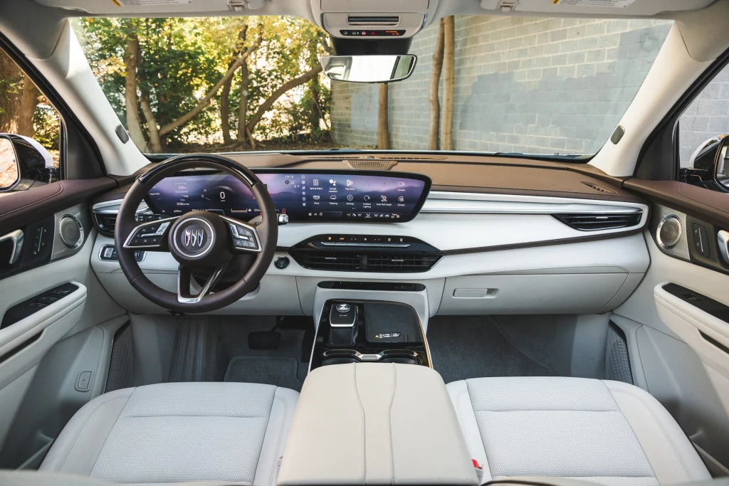 2026-Buick-Enclave-Interior-37