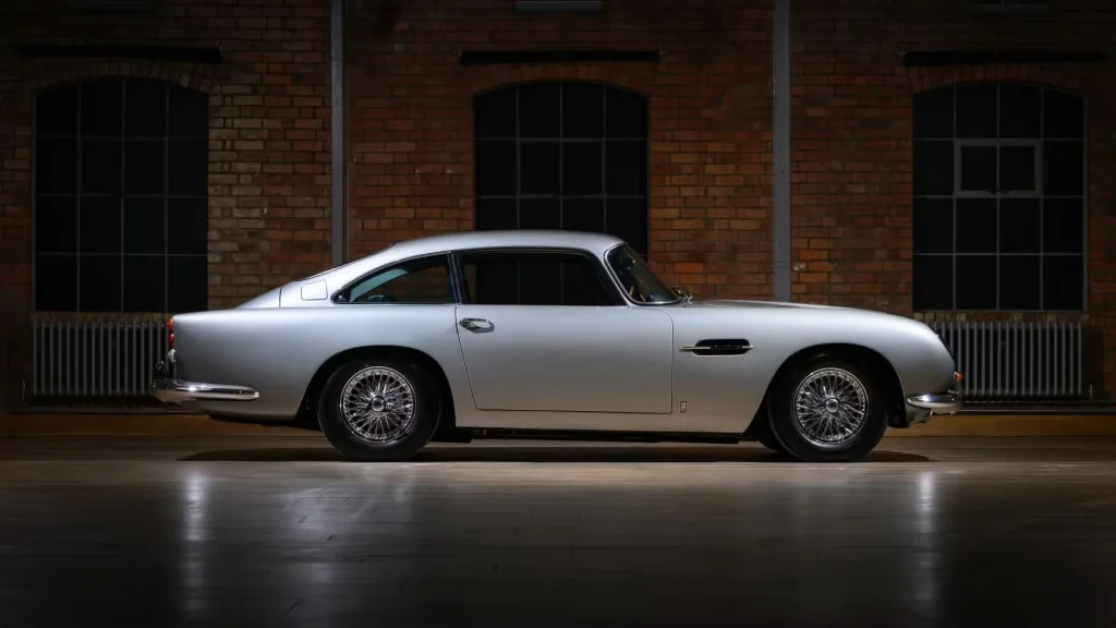 1965-aston-martin-works-db5-vantage-restored-with-williams-family-lead-8