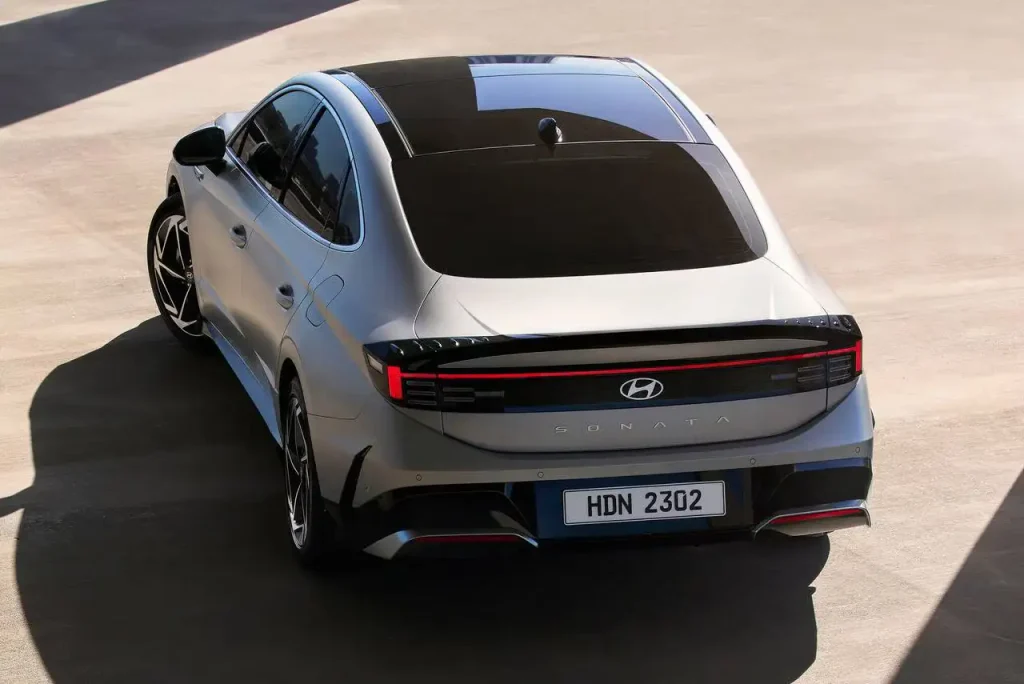 2025-Hyundai-Sonata-13