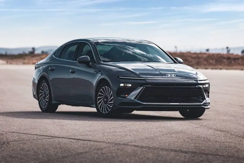2025-Hyundai-Sonata-2