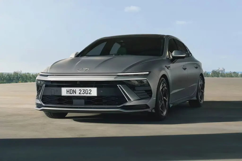2025-Hyundai-Sonata-5