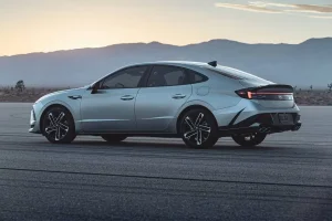 2025-Hyundai-Sonata-8