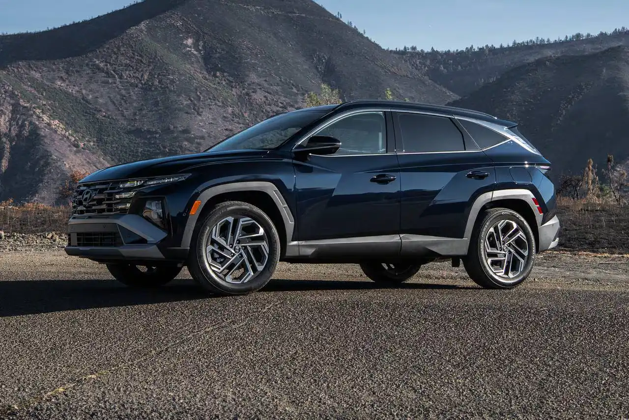 2025-Hyundai-Tucson-16