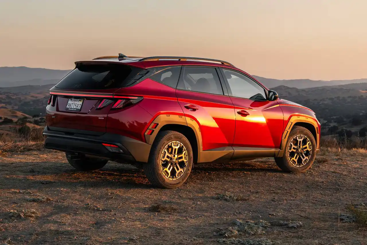 2025-Hyundai-Tucson-18