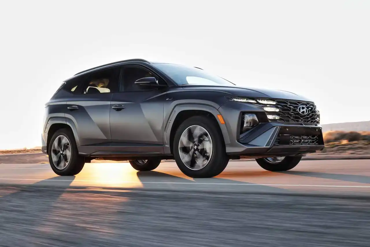 2025-Hyundai-Tucson-32