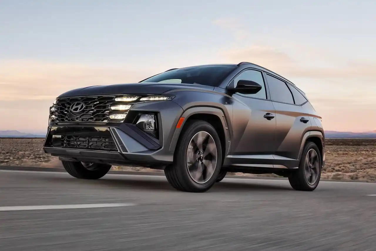 2025-Hyundai-Tucson-33
