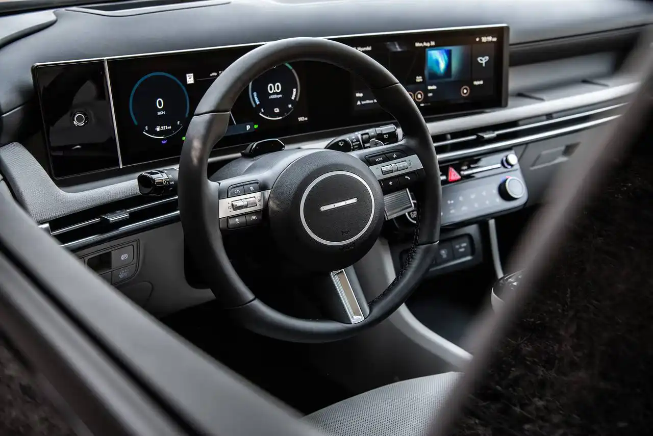 2025-Hyundai-Tucson-54