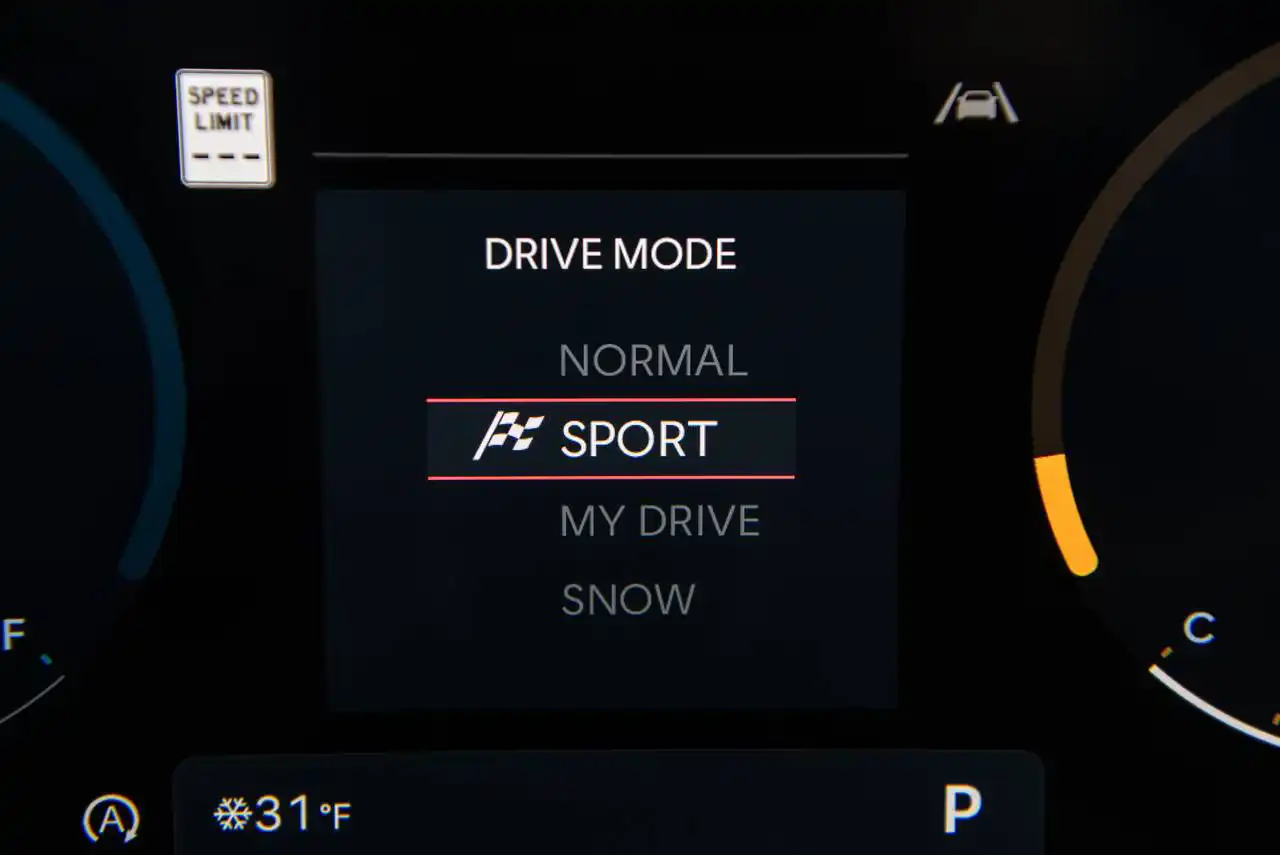 2025-Hyundai-Tucson-70