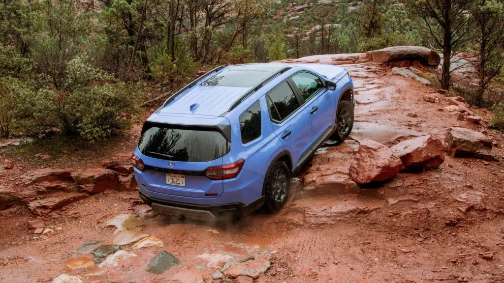 2025-honda-pilot-off-road-2