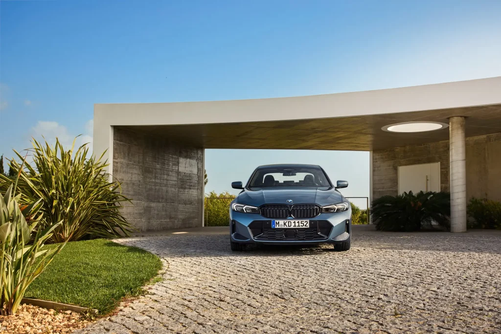 2026-BMW-3-Series-8