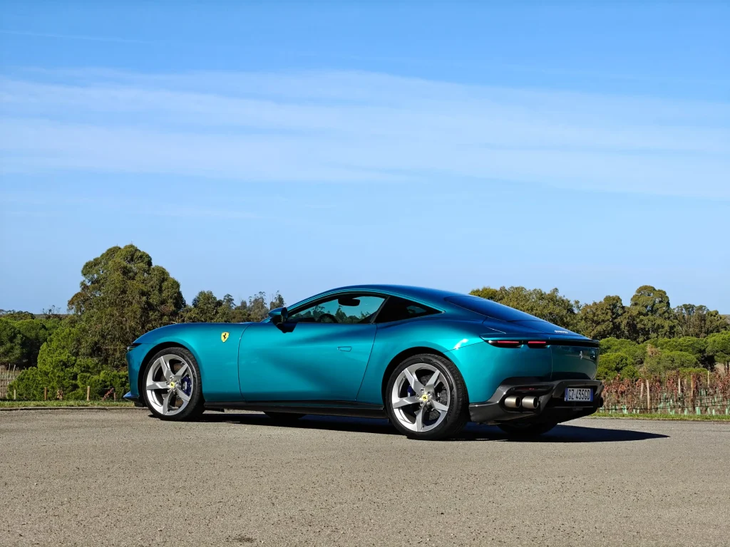 2026-Ferrari-Amalfi-18