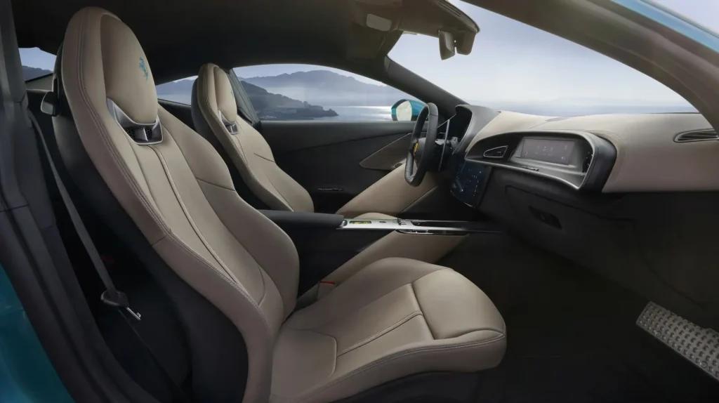 2026-Ferrari-Amalfi-35