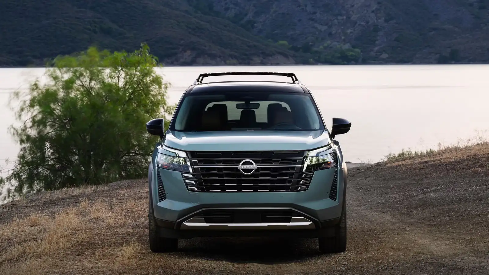 2026-Nissan-Pathfinder-1