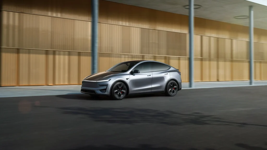 2026-Tesla-Model-Y-Performance-25