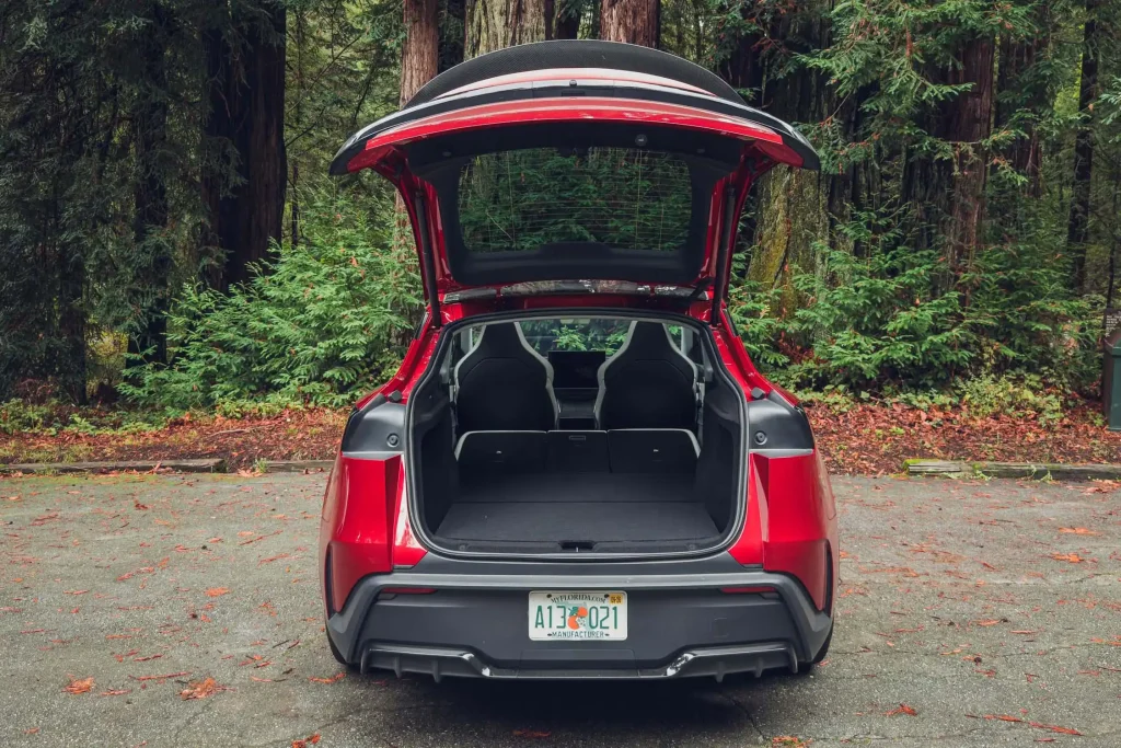 2026-Tesla-Model-Y-Performance-72