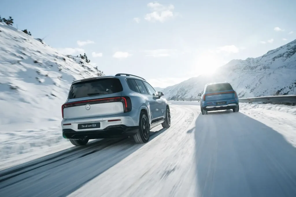 2027-Mercedes-Benz-GLB-35