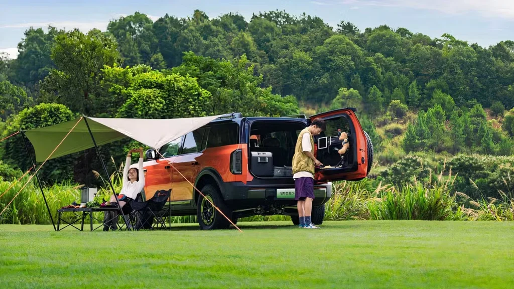 Ford-Bronco-Basecamp-4