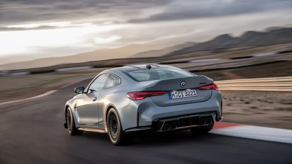 bmw-m4-csl-wrecked-close-4