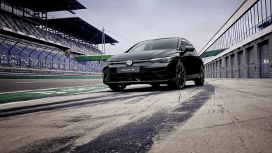 2025-Volkswagen-Golf-R-14