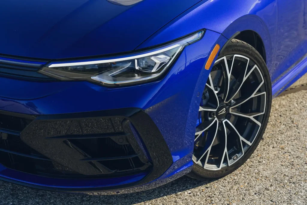 2025-Volkswagen-Golf-R-66