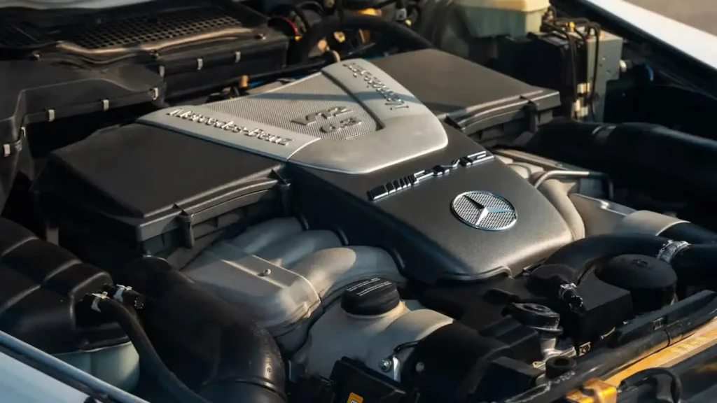 Mercedes-benz-sl73-amg-engine-5